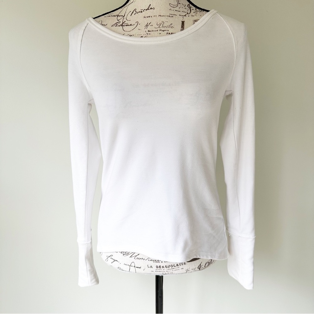 Athleta Athletic Shark Bite Long Sleeve Top XS